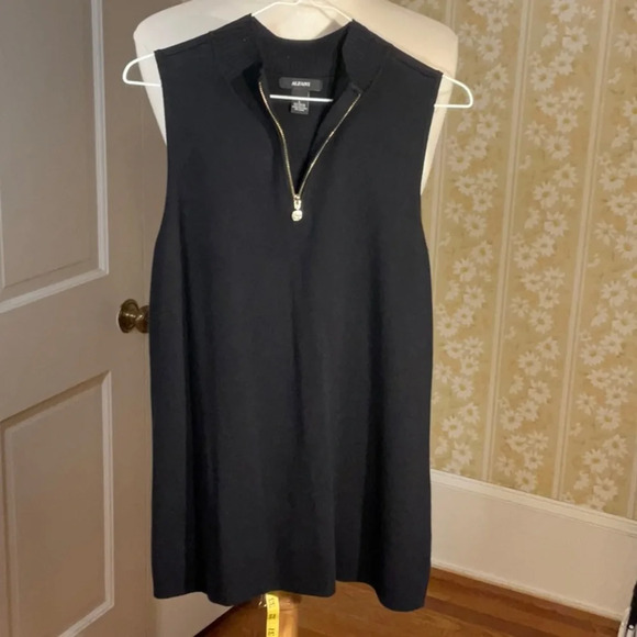 ‼️SALE 3/$25‼️ Alfani knit top - Picture 1 of 7